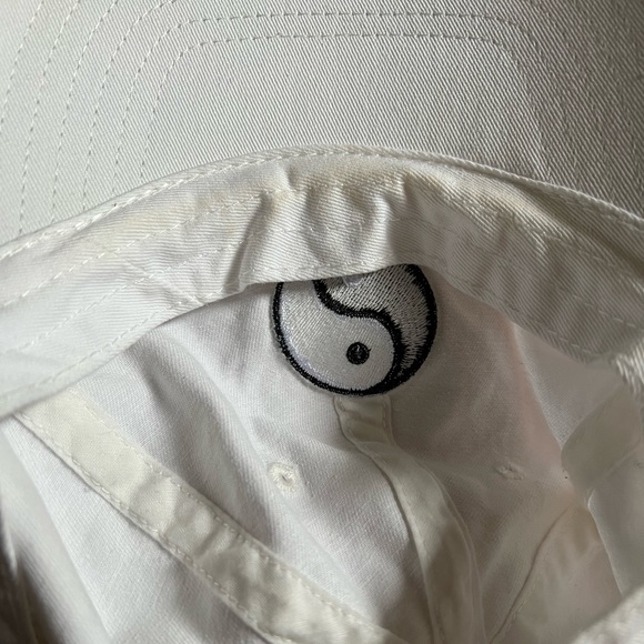 🎉 HOST PICK 🎉 BDG Yin and Yang White Baseball Cap - Picture 5 of 5